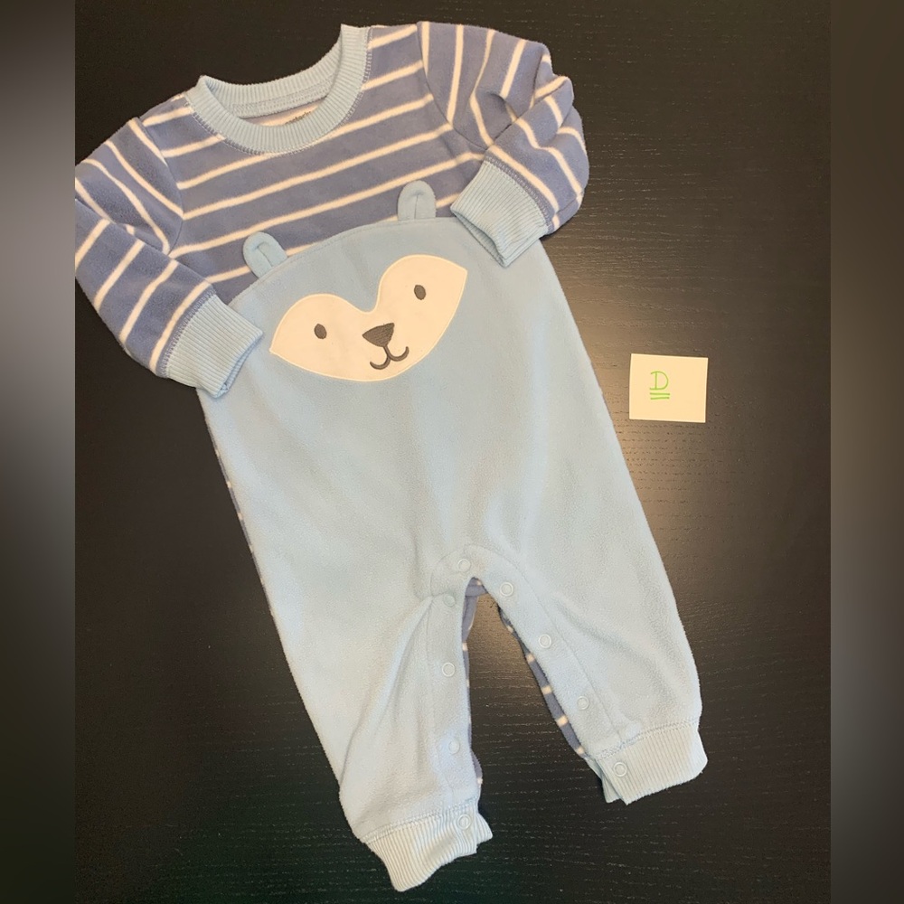 ⭐️2/$11.00⭐️ Carter's 6m Footless Fleece One Piece Outfit